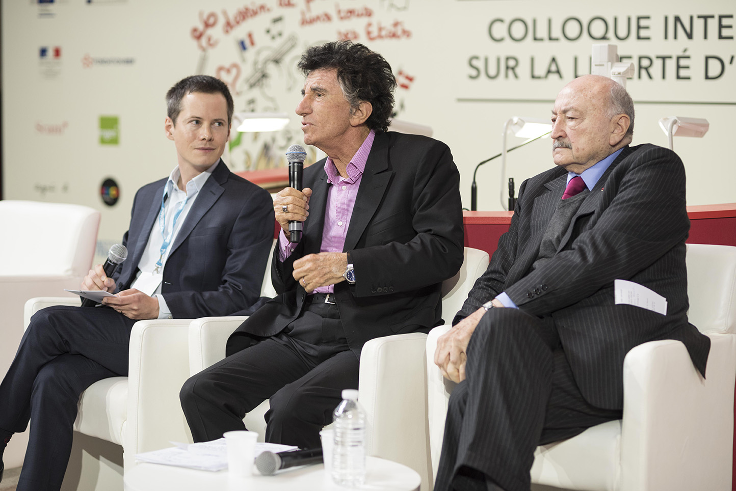 Jean Leymarie (France Info), Jack Lang (Président de l’IMA) et Georges Kiejman (avocat) – © Olivier Rolfe