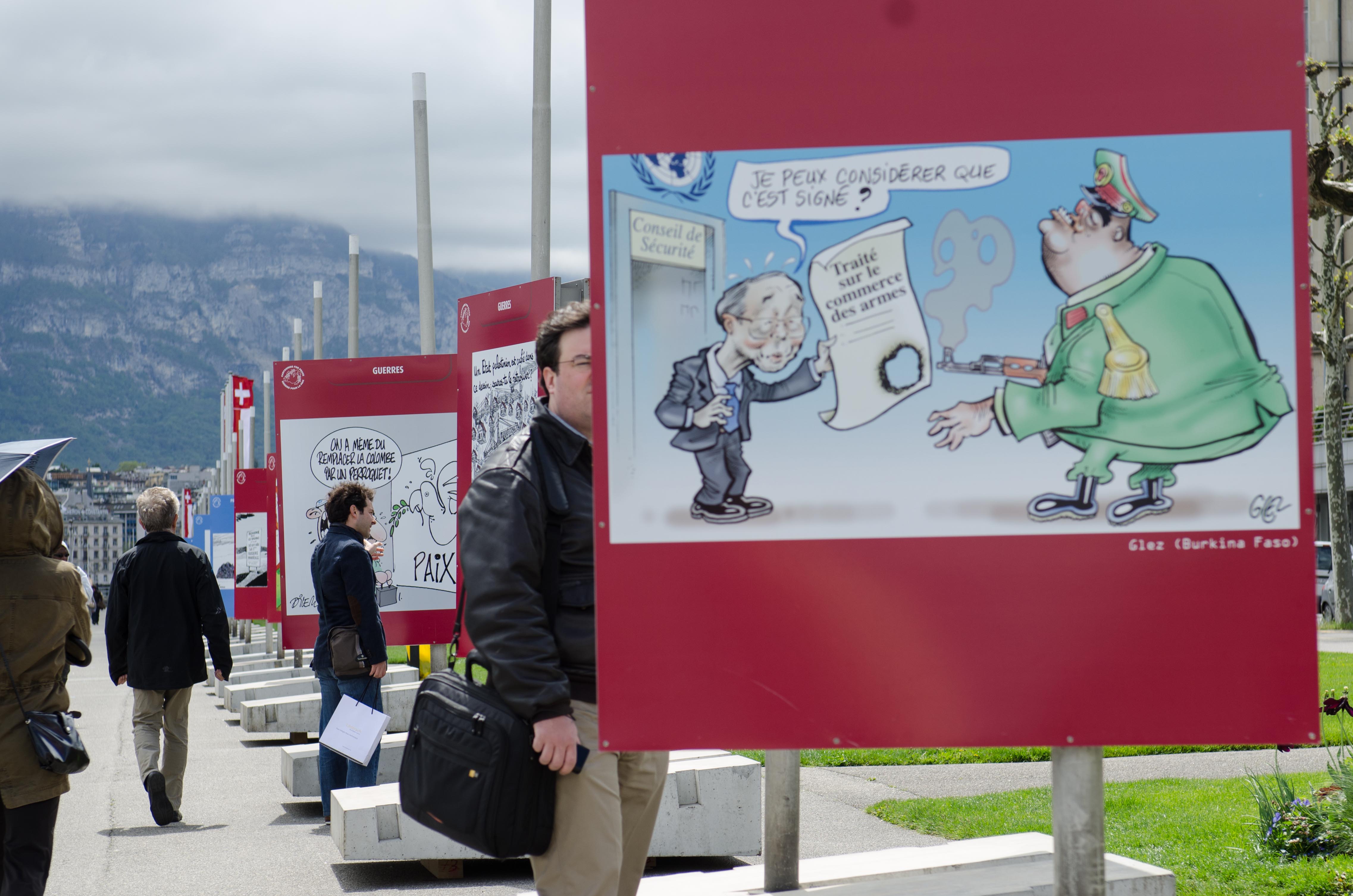 exhibition on Lake Léman banks in Geneva