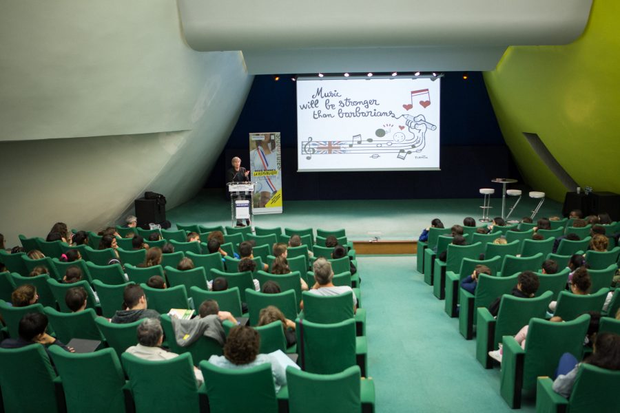 Conférence de Plantu à Bobigny