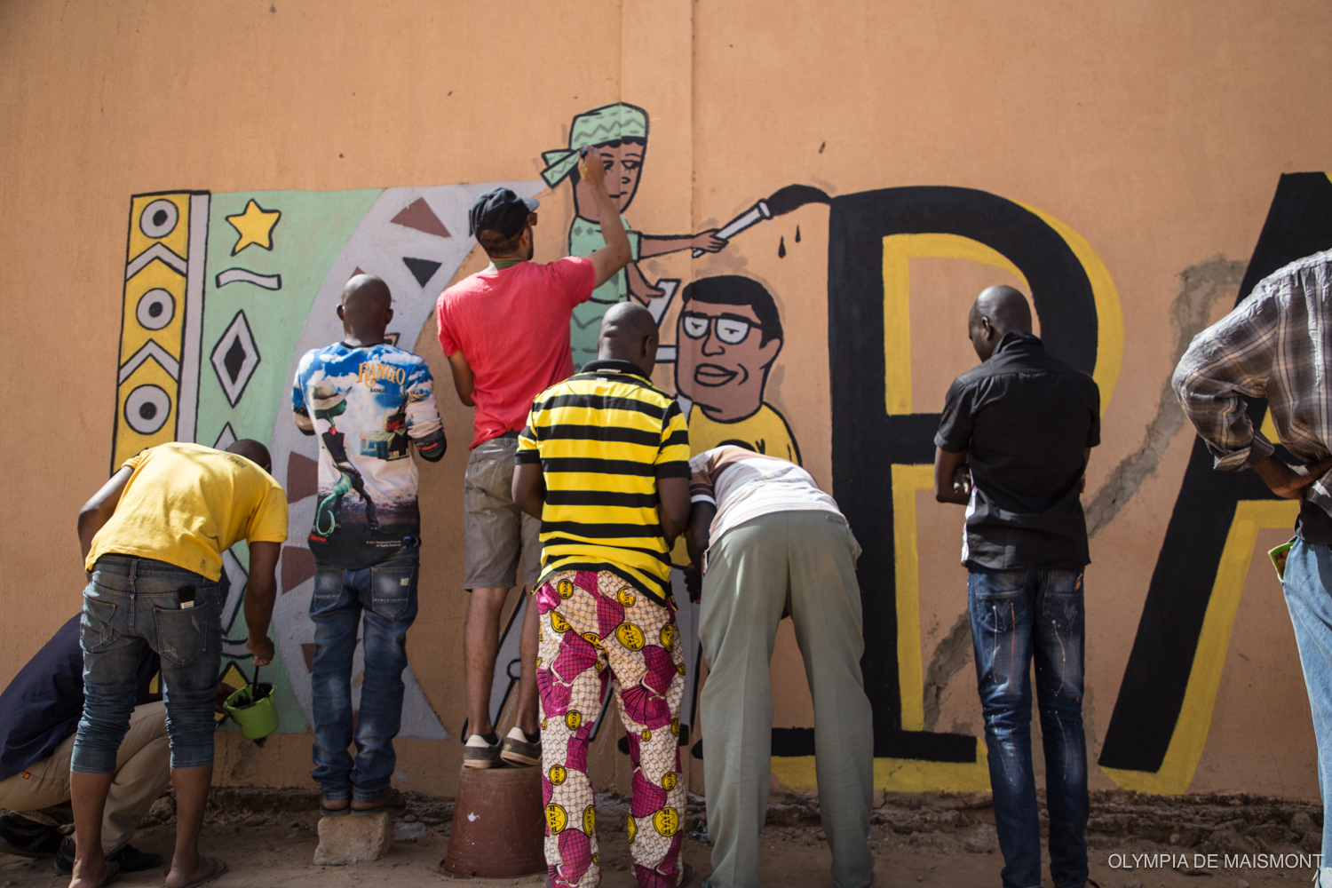 Création d’une fresque collective à la MACO © Olympia de Maismont