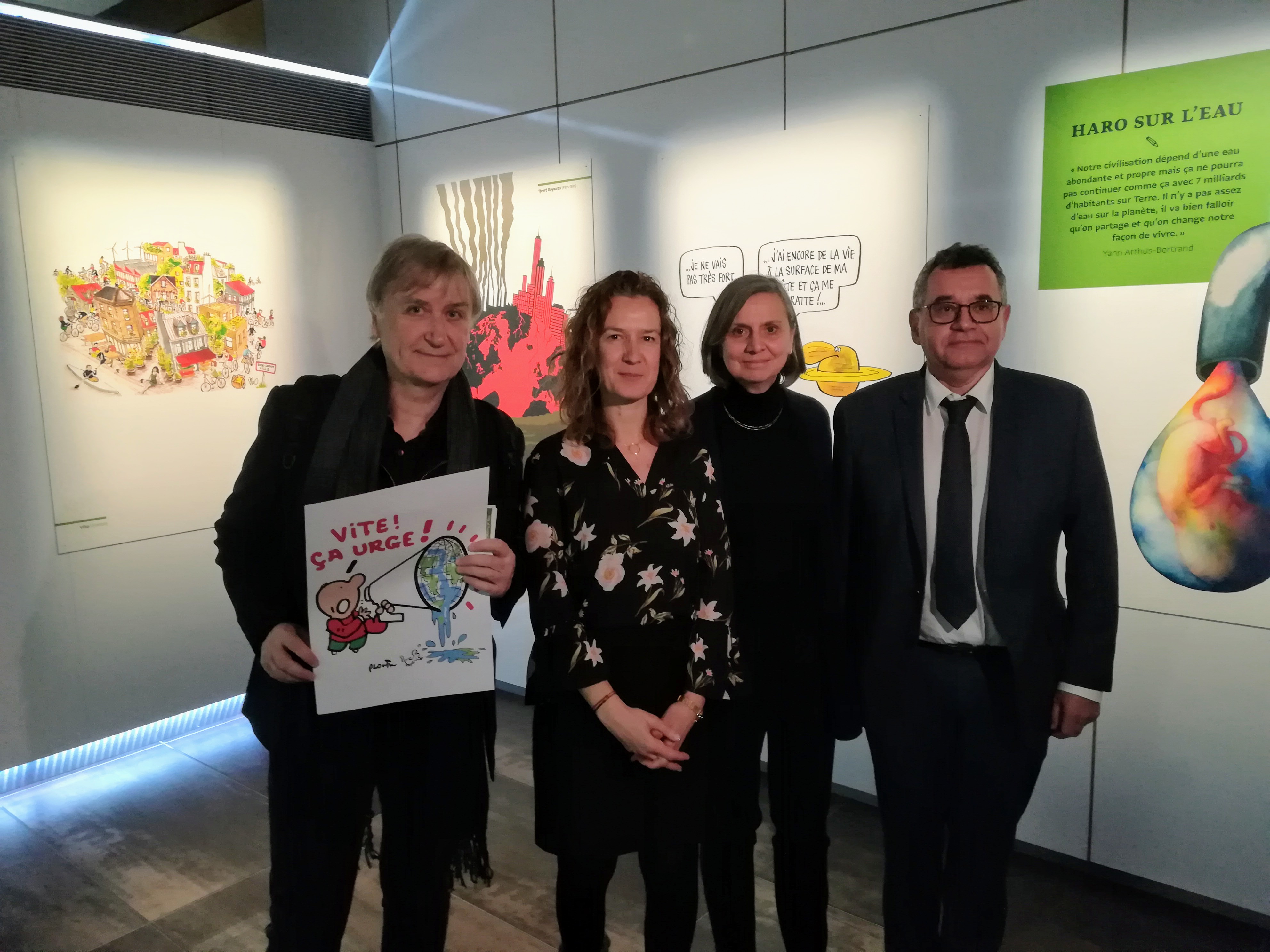 Opening of the exhibition « It’s getting warmer for the planet! » with Plantu, president of Cartooning for Peace, Sylvia Carbo Riveira, minister for Agriculture and Ecology  (Andorra), Jocelyne Caballero, French Ambassador in Andorra and Albert Moles, Fedacultura General Director