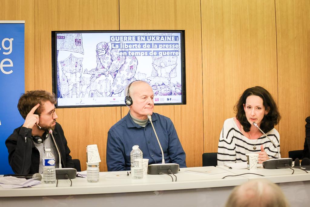 Jérémie Peltier, Vladimir Kazanevsky and Elena Volochine ©Jean Jaurès Foundation