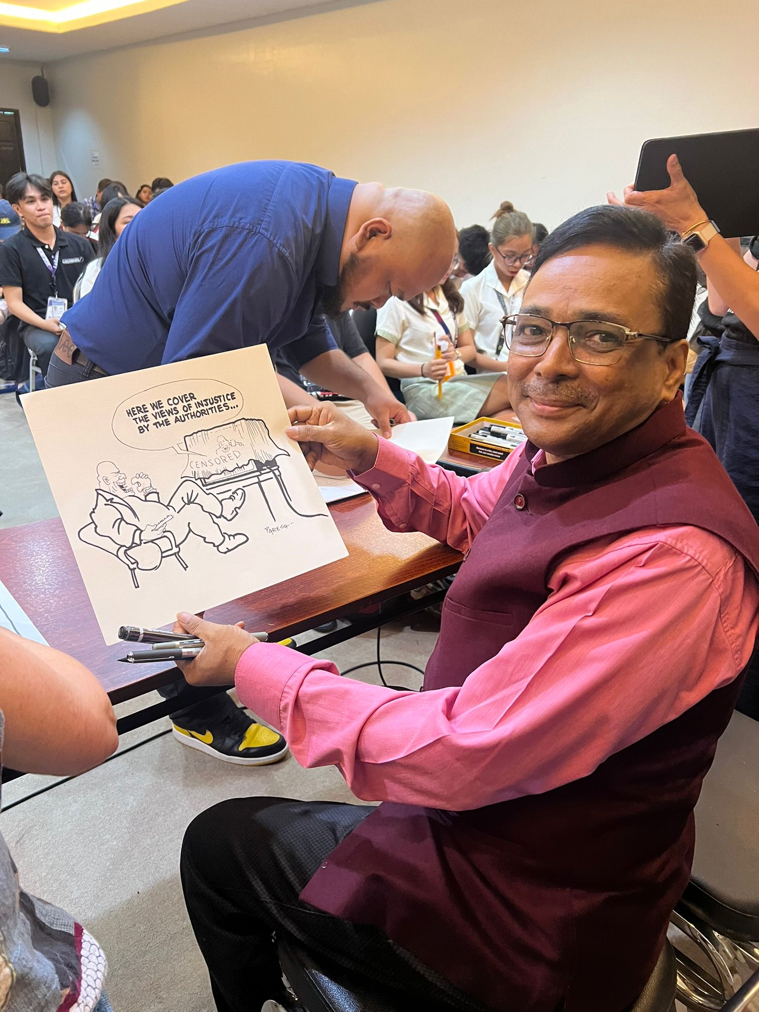 Dessin en direct par Paresh