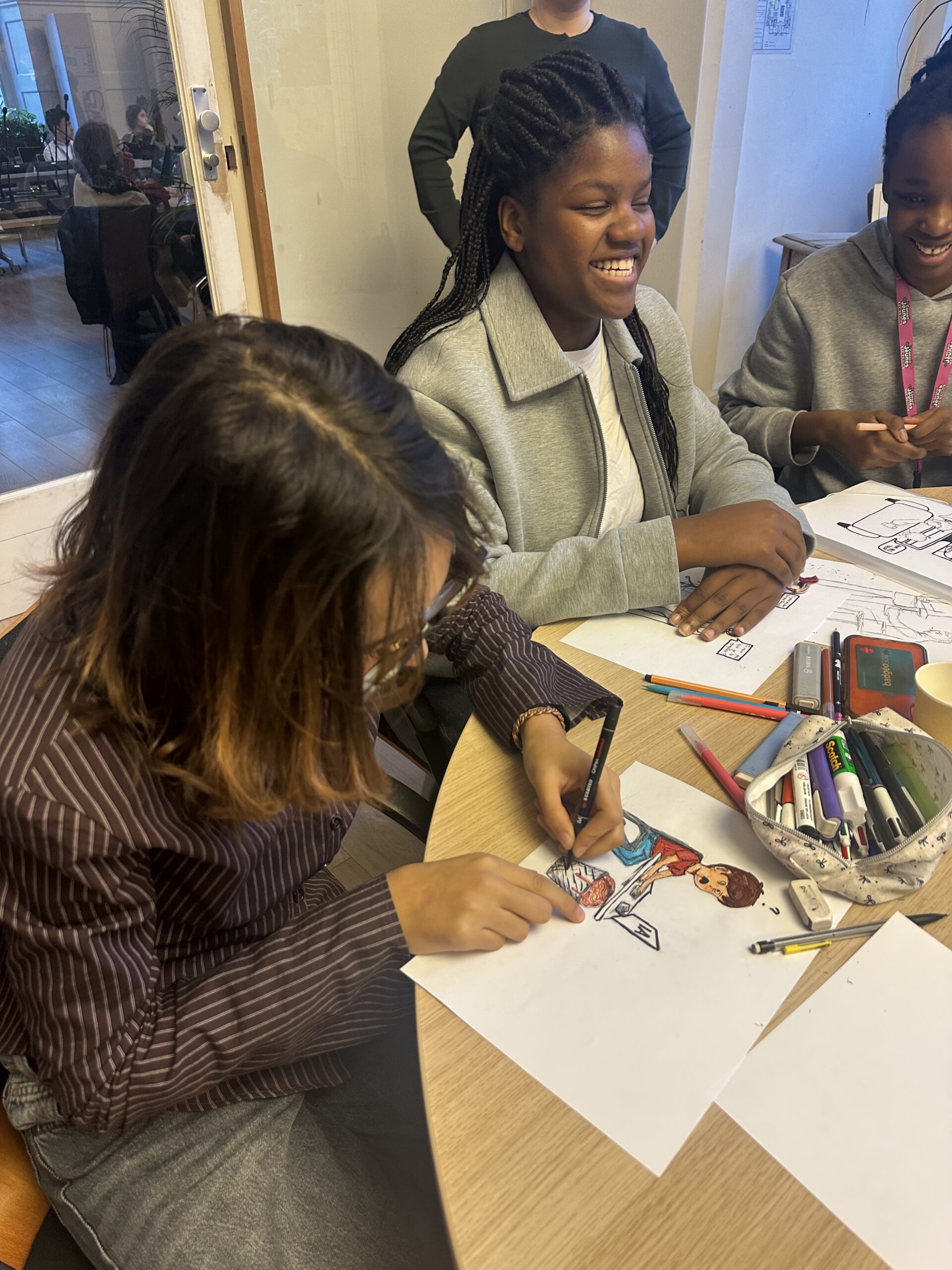 Atelier pédagogique autour de l’outil pédagogique « Intelligence artificielle, Droits devant ! Dessins de presse et citoyenneté »