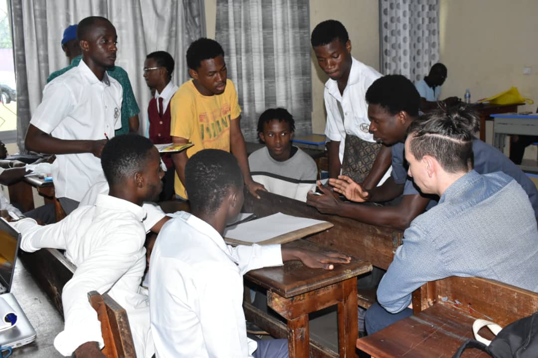 « Cartooning for Africa Facts » – Cocobulles Festival 2025, Abidjan